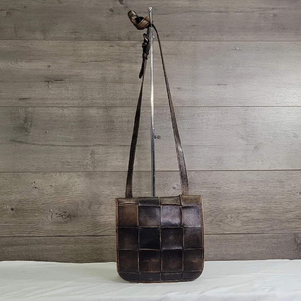 Patricia Nash Granada Brown Woven Distressed Crossbody Shoulder Bag Purse